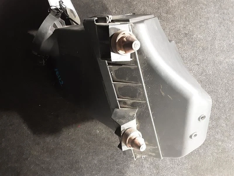 01-02 AUDI ALLROAD AIR CLEANER BOX - Image 3 of 4