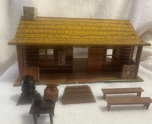 Vintage 1950's MARX  BAR-M-RANCH With 6 Extra Pieces