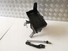 HONDA HR-V II 2015- 1.8 BAC À BATTERIE Support de batterie OE Pièce d'origi