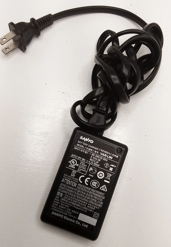 Genuine Sanyo Battery Charger VAR-L80 4.2v 550mA Adapter & Power Cord - Image 2 of 4