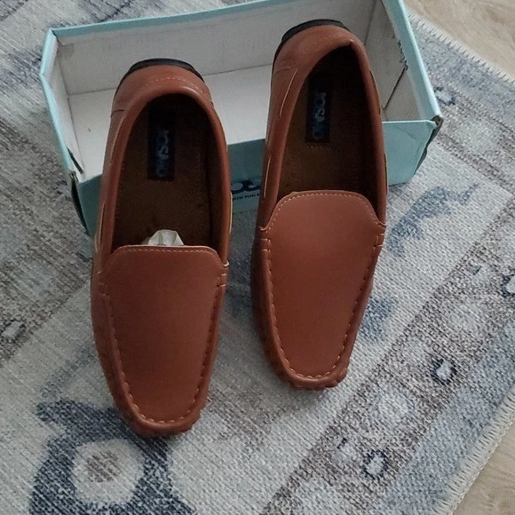NIB Josmo Boys Tan Moccasin Driving Loafer Shoes Sz4 - Image 4 of 4