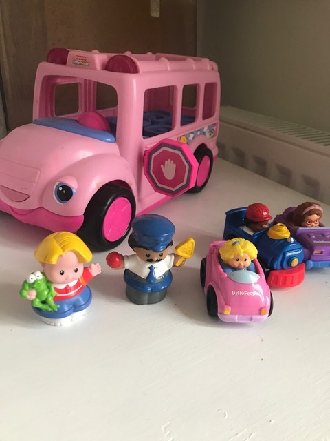 little people pink bus