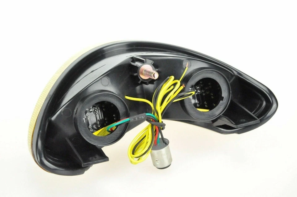 Luz traseira de freio de LED amarela integrada sinais de seta compatível com Suzuki 1997-2001 TL1000S - Imagem 4 de 4