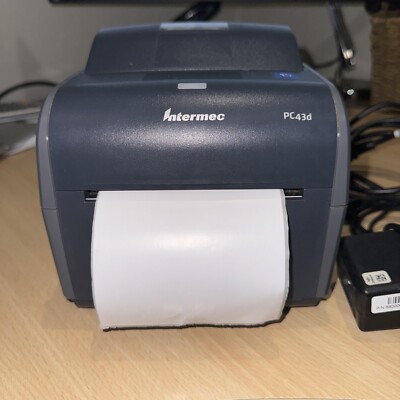 Intermec PC43D Thermo Etikettendrucker mit Netzteil, Kabel und Versandetiketten