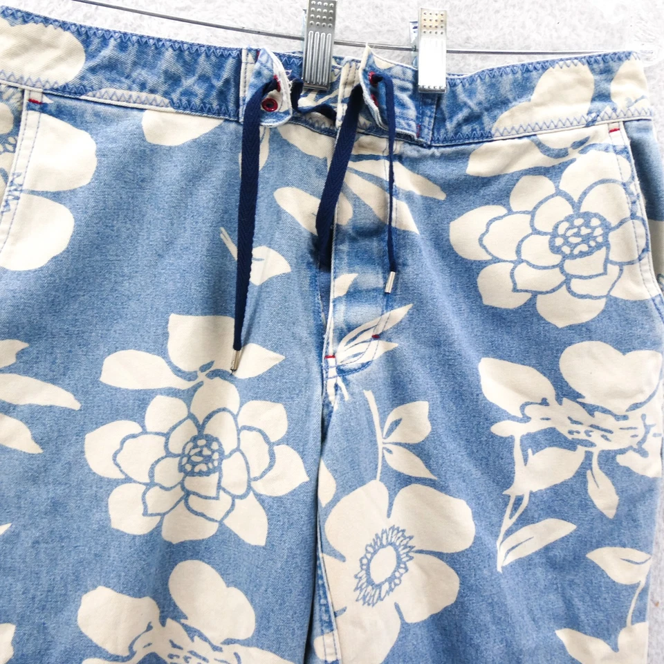 Jeans feminino Tommy Hilfiger 6 azul 30x27 cropped azul branco floral skatista preppy - Imagem 3 de 4