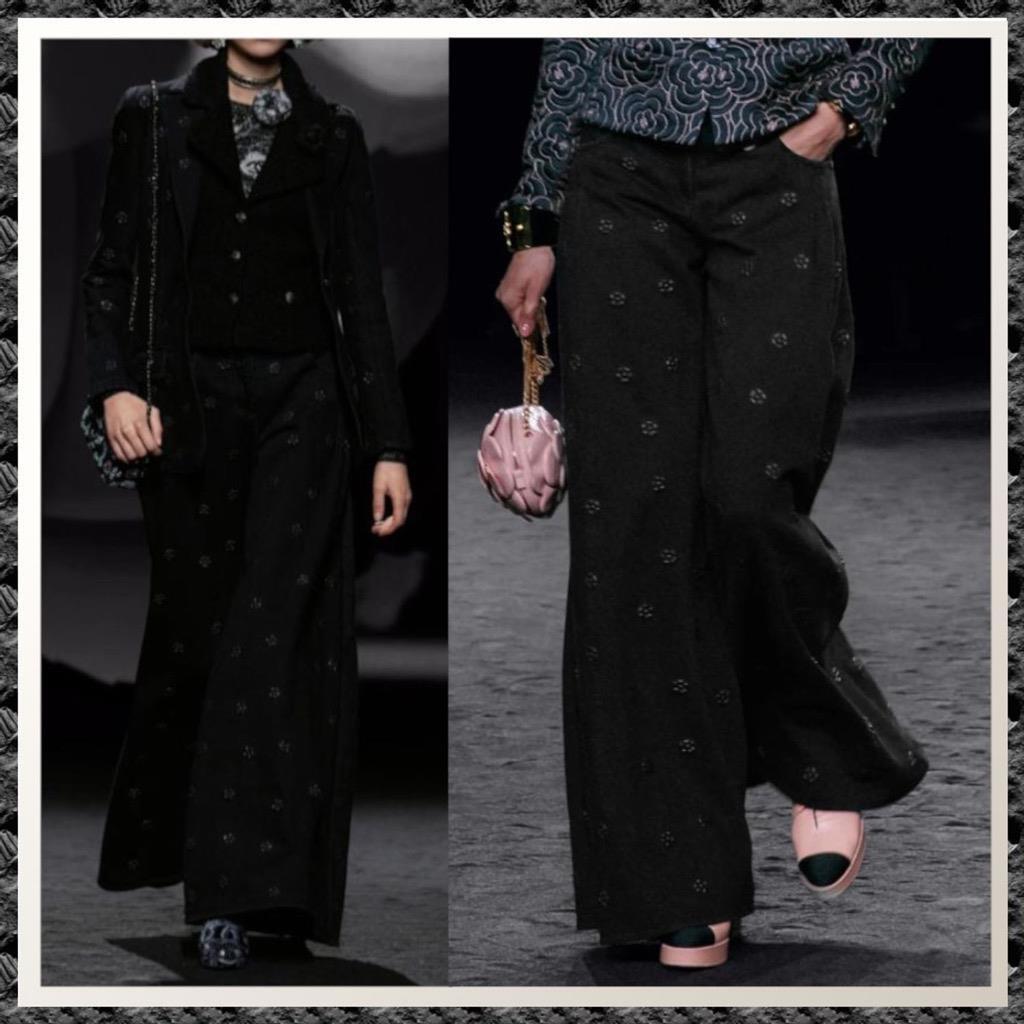 NWT CHANEL 23K Washed Black Floral Embossed Denim Jeans F 34 NWT CHANEL 23K Washed Black Floral Embossed Denim Jeans F 34
