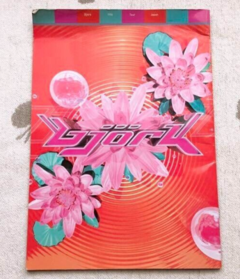 Bjork Japan tour 1996 in Nippon Budokan Tokyo concert booklet Used
