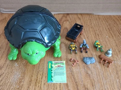 TMNT Vintage 1994 Mini Mutants Raphael Feudal Castle Near Complete