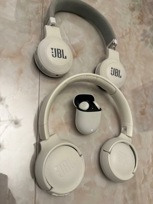 JBL E45BT JBl Tune 500BT Google Pixel Buds