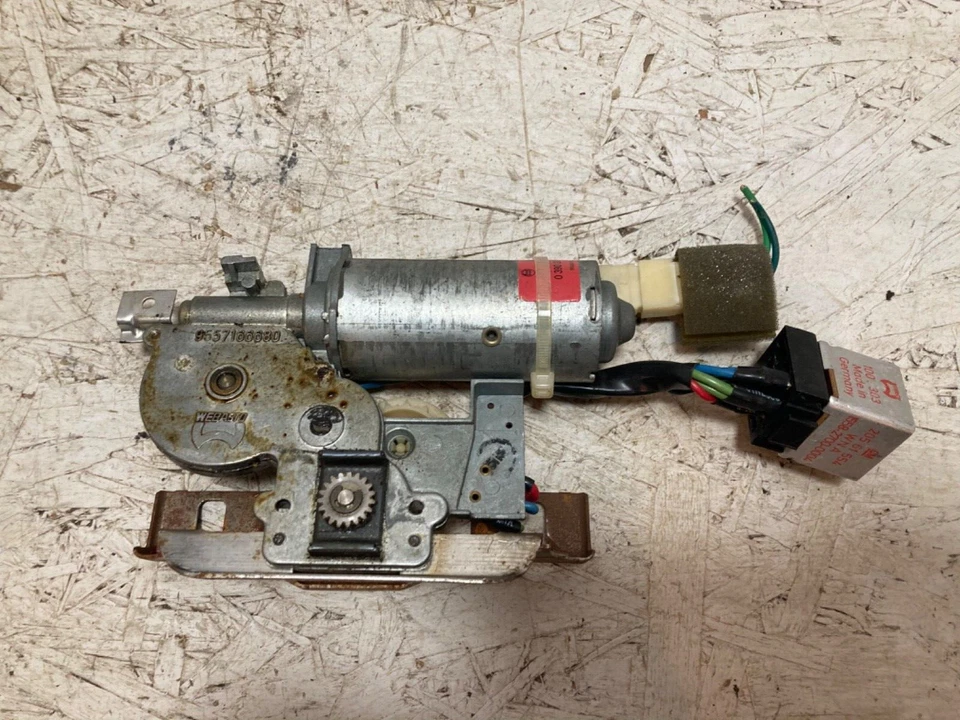 1988 年 Oldsmobile Toronado 动力天窗电机原始设备制造商 — 第 2/4 张图片