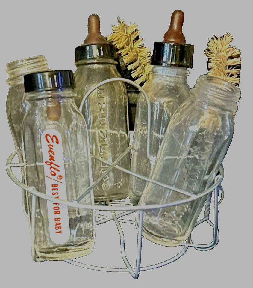 Botellas de muñeca vintage. Evenflo 3 con pezones y botella Sun Babe con cesta y cepillos. Foto 3 de 4