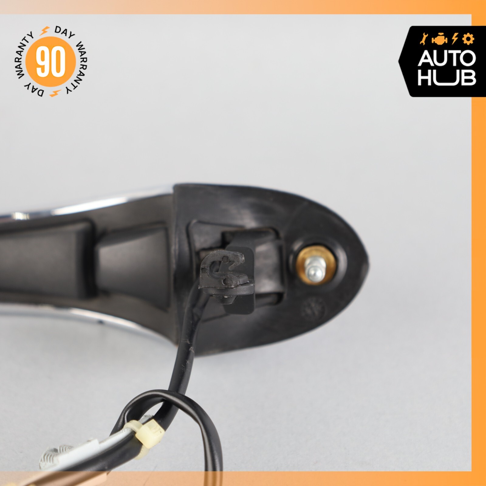 03-13 Maserati Quattroporte M139 Rear or Front Right Side Exterior Door Handle