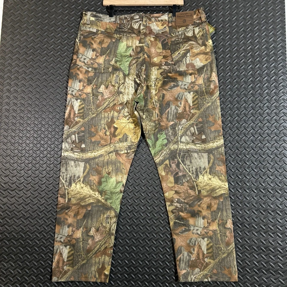Pantalones de caza camuflados para hombre Wrangler Rugged Wear 42x30 algodón Realtree al aire libre nuevos con etiquetas Foto 2 de 4