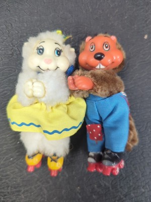 Cute Vintage Amtoy The Get Along Gang Clip-ons  1984 Beaver Lamb 