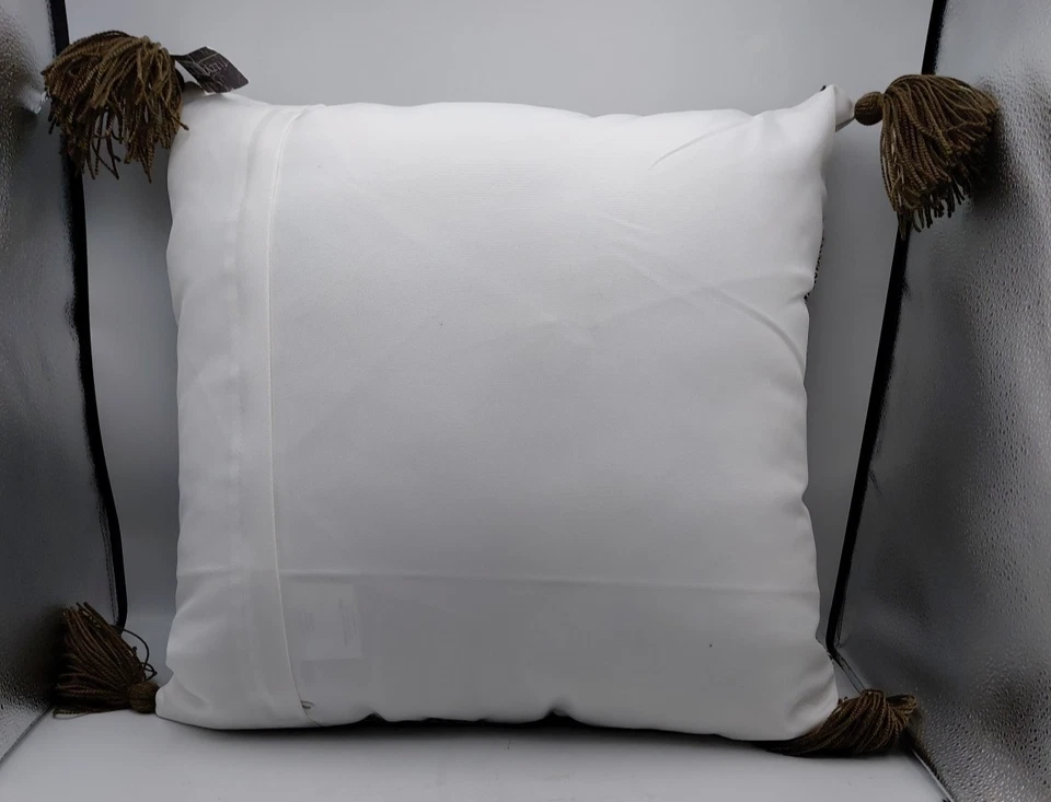 Rizzy Home Decorative Pillow 20 x 20in Bown with Tassels Removable Cover - Image 3 of 3