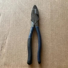 KLEIN Tools High Leverage Lineman Side Cutting Pliers D213-9NE
