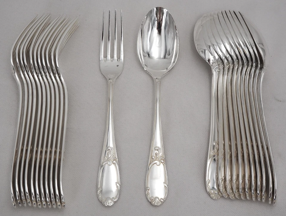 François Frionnet 12 couverts entremets, 24 pièces métal argenté, style Louis XV - Photo 2/4