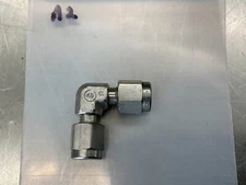 Swagelok Cajon SS--200-9 Union 90-Degree 1/8" Tube Fitting