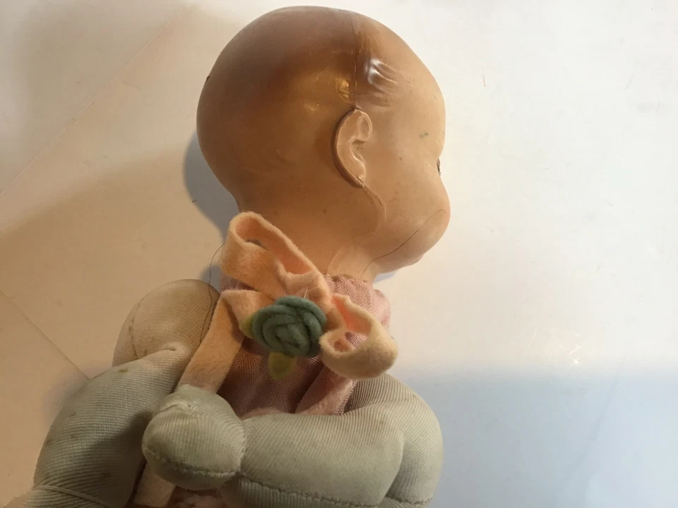 Bebè con testa in celluloide Roschi (Germany), anni ’60, con chiavetta movimento - Immagine 4 di 4