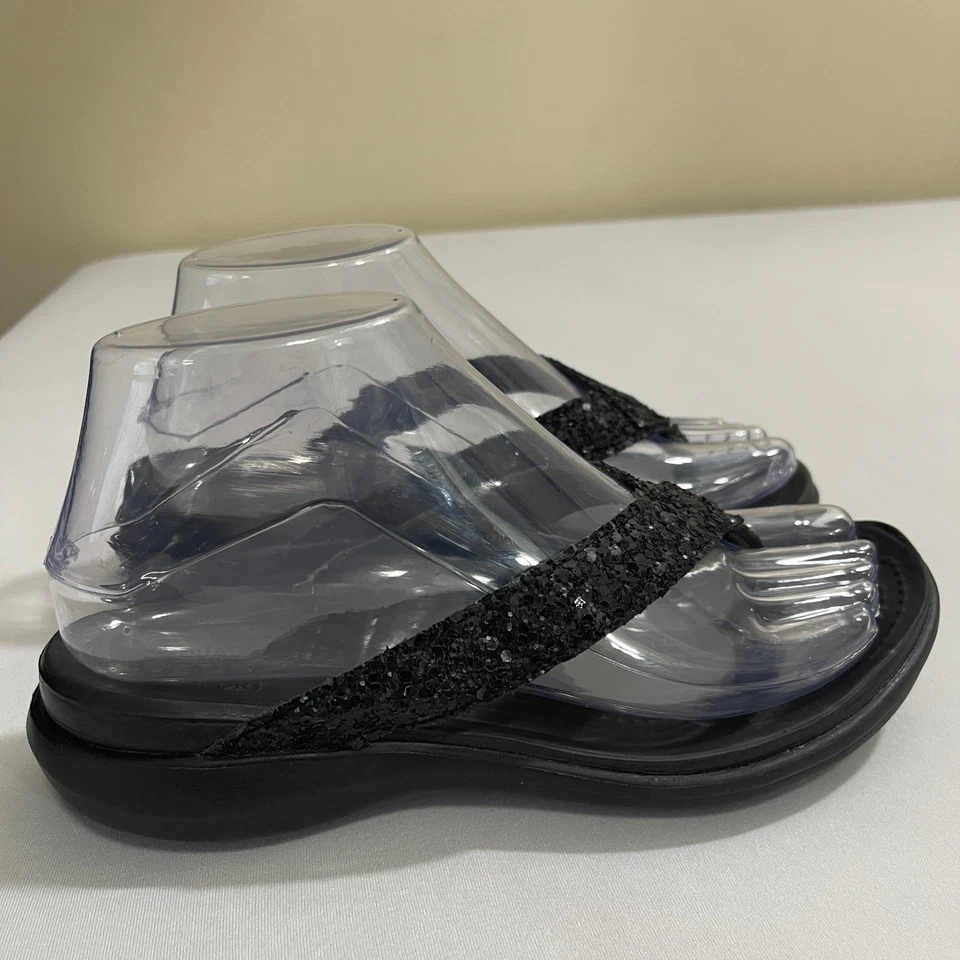 Sandalias Crocs Capri para mujer 7 negras brillantes lentejuelas sin cordones cómodas chanclas Foto 2 de 4