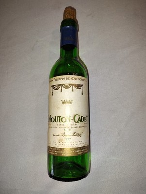 1977 MOUTON-CADET BORDEAUX BARON PHILIPPE ROTHSCHILD Empty Display Bottle Prop