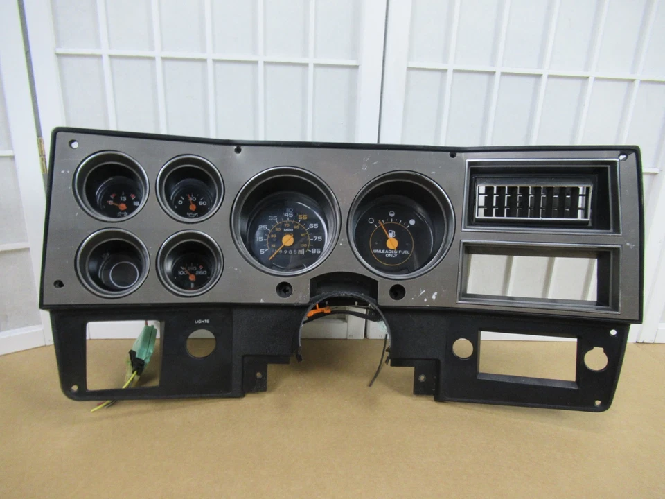 73-89 Chevy GMC C/K Pickup Blazer Jimmy AUTO TRANS Gas 39K Miles Gauge Cluster - Imagem 2 de 4