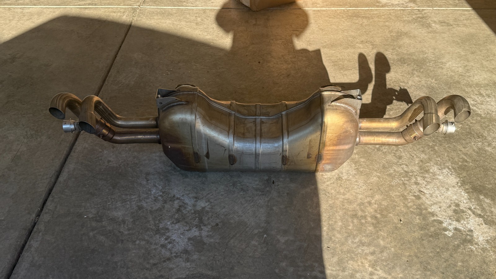 Audi R8 V10 4S Rear Exhaust Muffler Assembly Unit 2017 - 2023 OEM