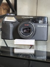 Olympus SuperZoom 2800 DLX 28-80mm Point and Shoot Film Camera