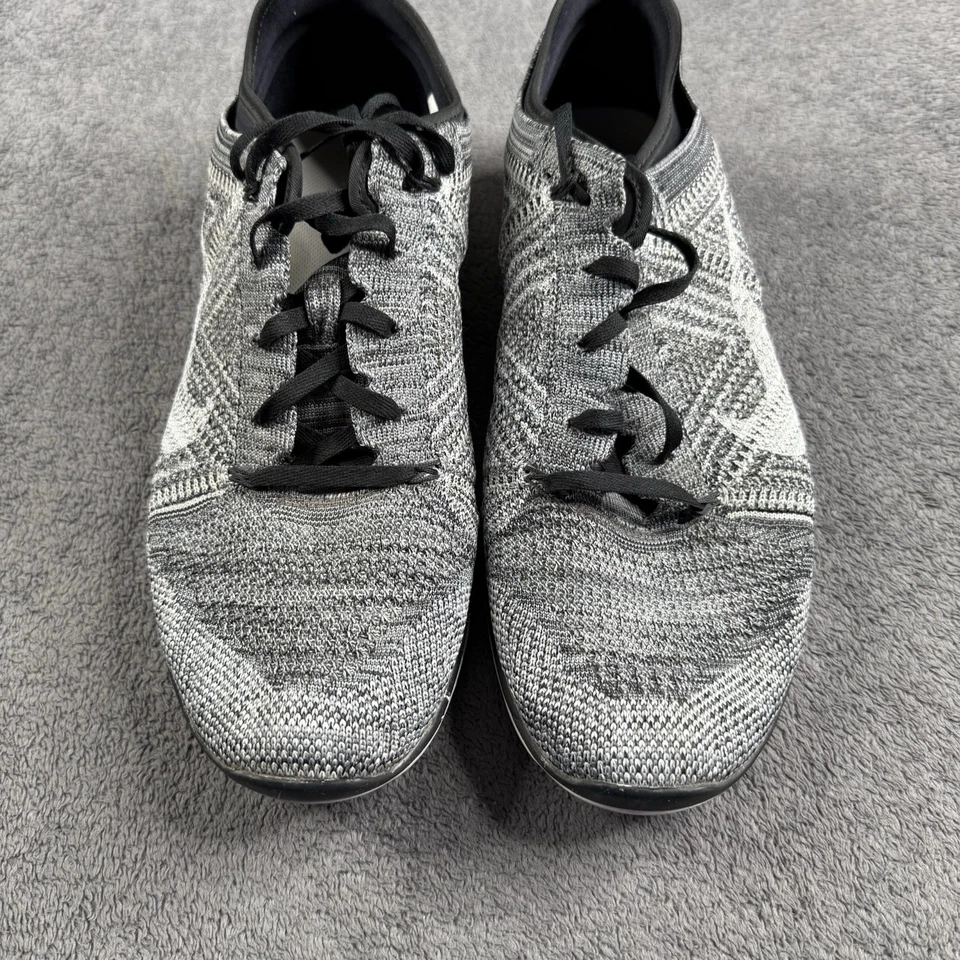 Кроссовки беговые Nike Free TR Flyknit 718785-001 черные Oreo белые женские (размер 12 - Изображение 2 из 4