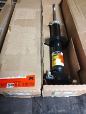 (2) NEW OE GM Front Shock Absorber 19420490 S...