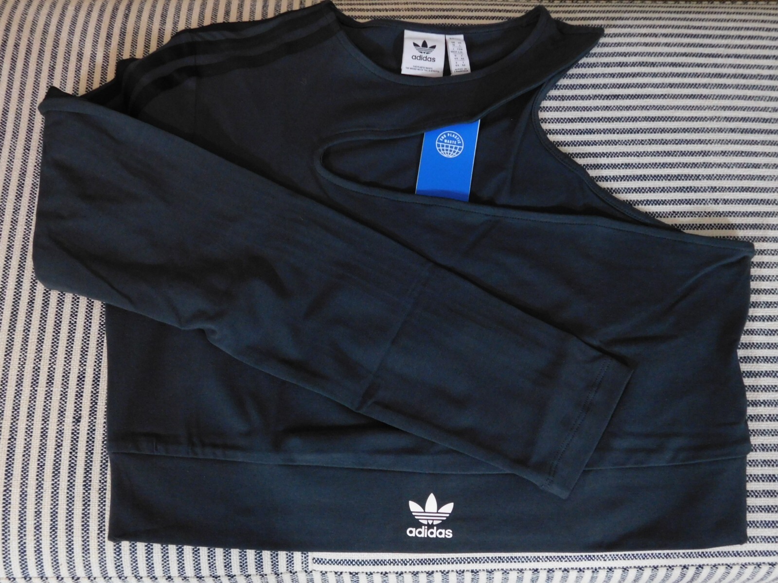 ADIDAS ISC 80s Crop Top Fitted Shirt sz XL Carbon | eBay