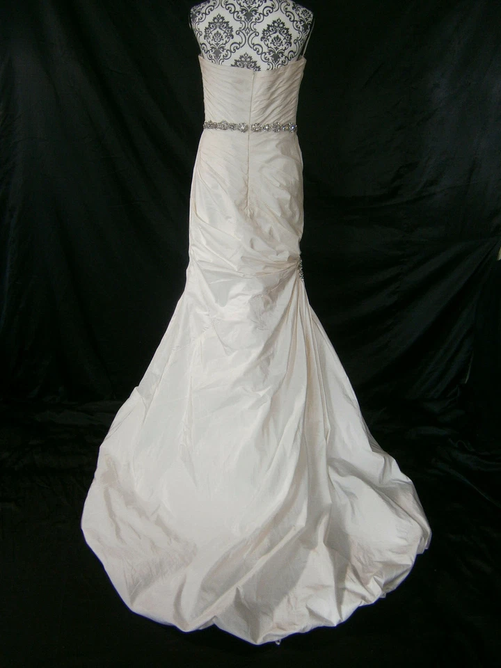 Inés Di Santo Vestido de Novia Vestido de Novia Seda 14 Marfil Cristal Sirena Canadá 165 Foto 3 de 4