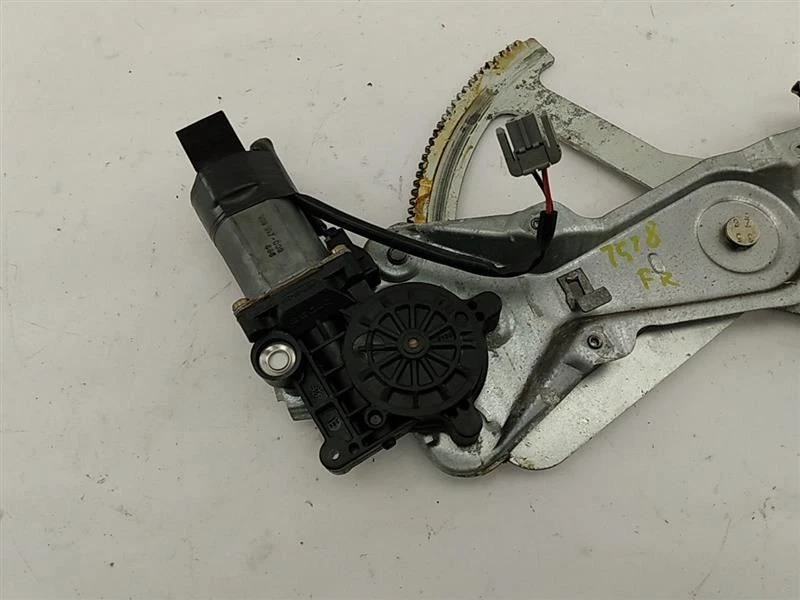 VOLVO 960 SEDAN Passenger Right Front Window Regulator Fits 1995 1996 1997 - Image 3 of 4
