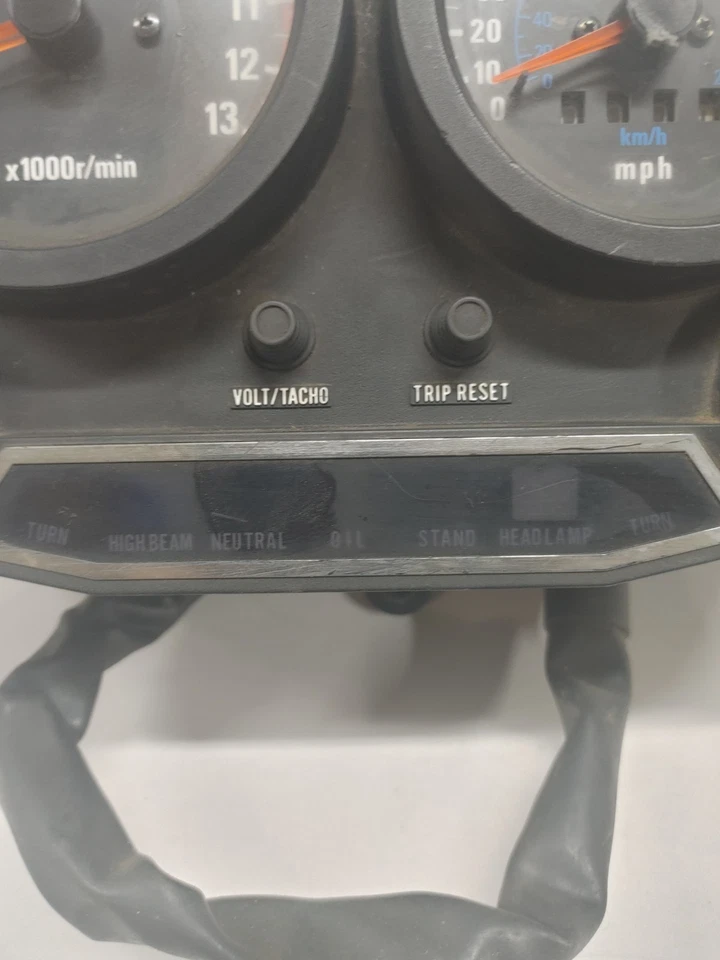 1984-1986 Kawasaki Ninja ZX900A Speedometer Tachometer Gauges Meters Assembly - Image 4 of 4