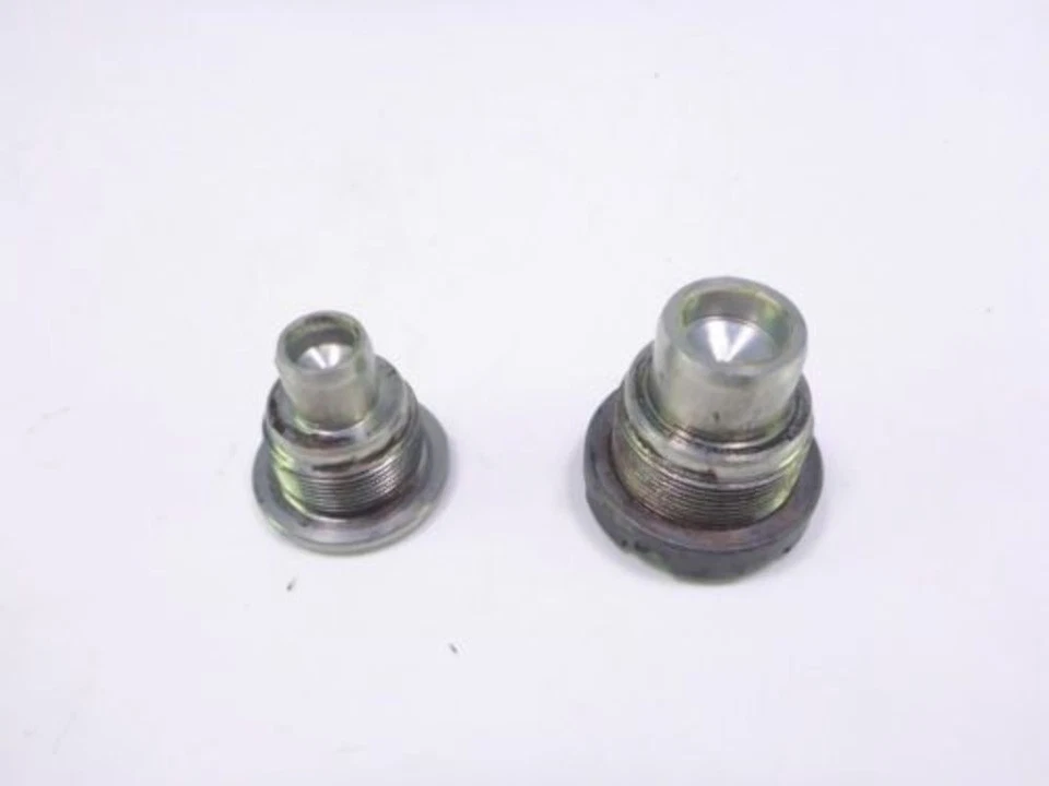 13 pernos diferenciales Triumph Tiger Explorer 1200 Final Drive Foto 3 de 4