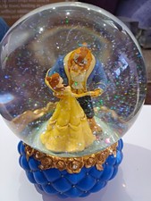 Disney Showcase Collection Beauty and the Beast Belle & Beast Snow Globe