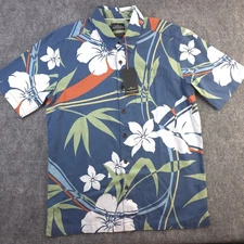 New Quicksilver Waterman Shirt Medium Comfort Fit Floral Short Sleeve Hawaiian