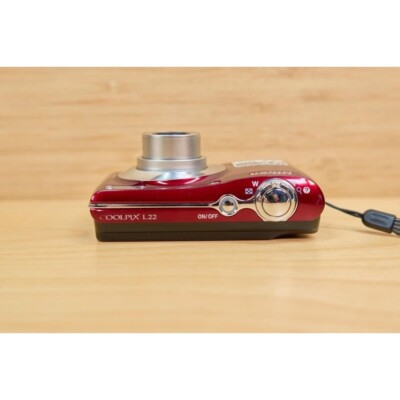 Nikon COOLPIX L22 12MP 3.6x Optical CCD Vintage Digital Camera Red