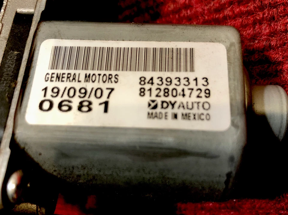 2018-2020 CHEVROLET TRAVERSE LIFTGATE WINDSHIELD WIPER MOTOR 84393313-USED - Image 3 of 3