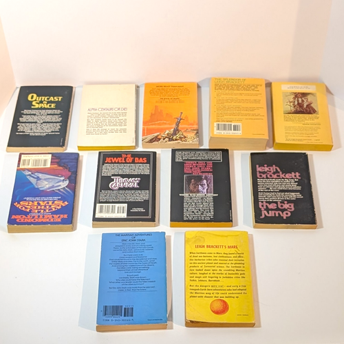 Leigh Brackett Vintage Paperback Book Lot of 11, Science Fiction Set - Afbeelding 2 van 5