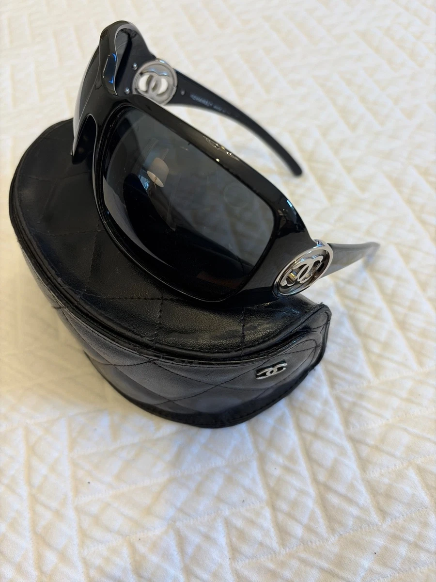 Las mejores ofertas en Gafas de sol cuadradas CHANEL Negro para
