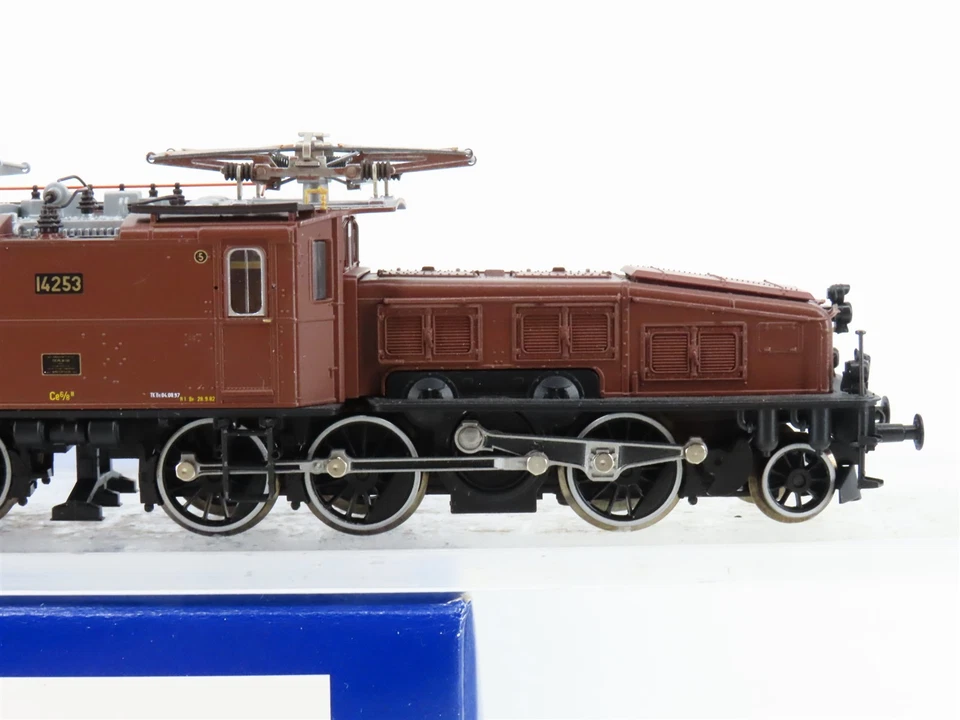 HO Scale Roco 63533 SBB Swiss Ce6/8II Crocodile Electric #14253 - DCC Ready - Image 3 of 4