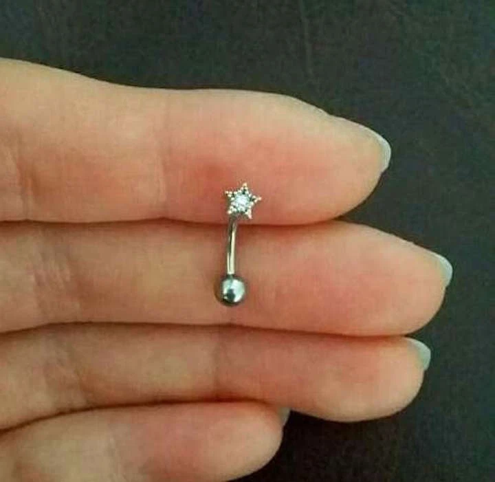 Pendiente Torre Estrella 16g, Piercing Daith Brillante, Pendiente Cartílago Estrella Oro Rosa Foto 2 de 3