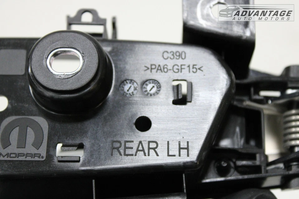 2023-2024 Dodge Hornet GT TRASERO IZQUIERDO INTERIOR PUERTA PANEL MANIJA OEM Foto 4 de 4