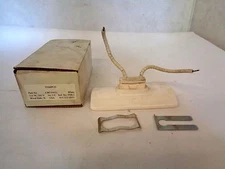 NEW TEMPCO CRC00021 WHITE CERAMIC HEATING HOT PLATE 240V 325 WATT