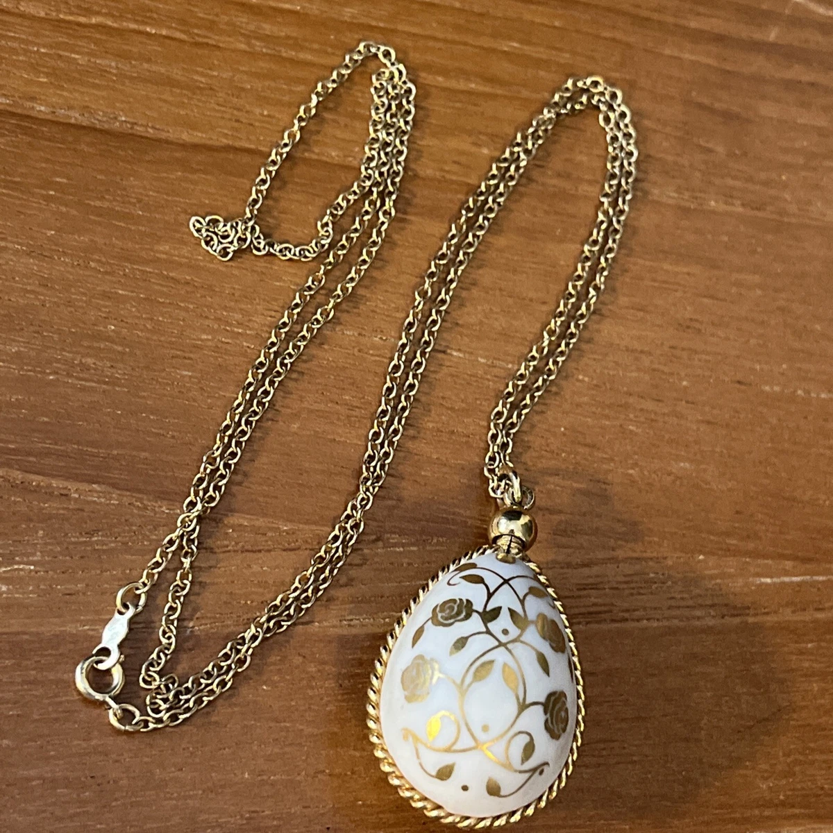 Easter egg deals pendant