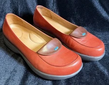 Dansko Desiree Red + Brown Leather Shoes Turquoise Accent Sz 6.5 EU 37 Excellent