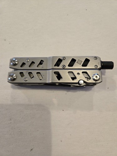 5.11 Tactical - LE EMT Multitool 2.0 | Tumbled Steel