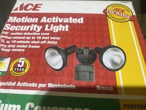 ACE Motion Activated Security Light Medium  Coverage 3108677.  Bronze