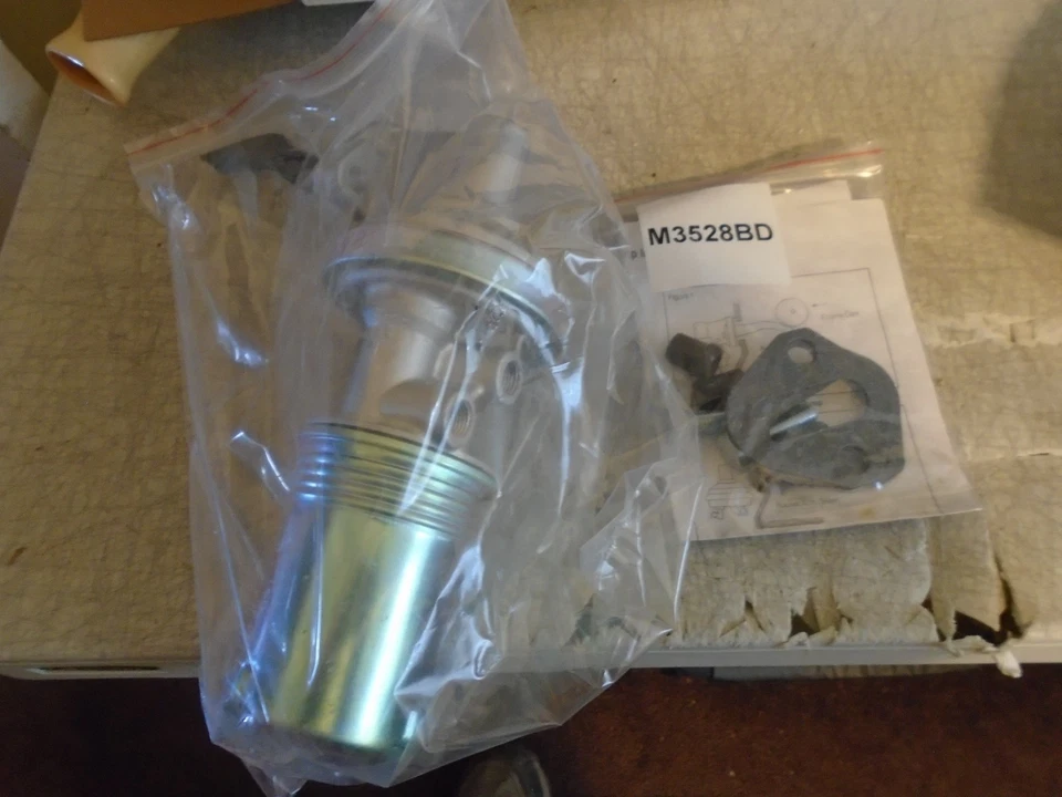 Bomba de combustible Ford Mercury Country Custom Galaxie Pickup 59-62 360589 Foto 2 de 4